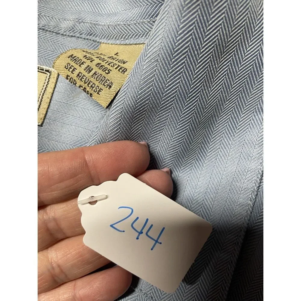 Dunbrooke Men's Light Blue Short Sleeve Button Up Shirt‎ L